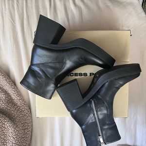 Princess Polly - Halo Boots Black